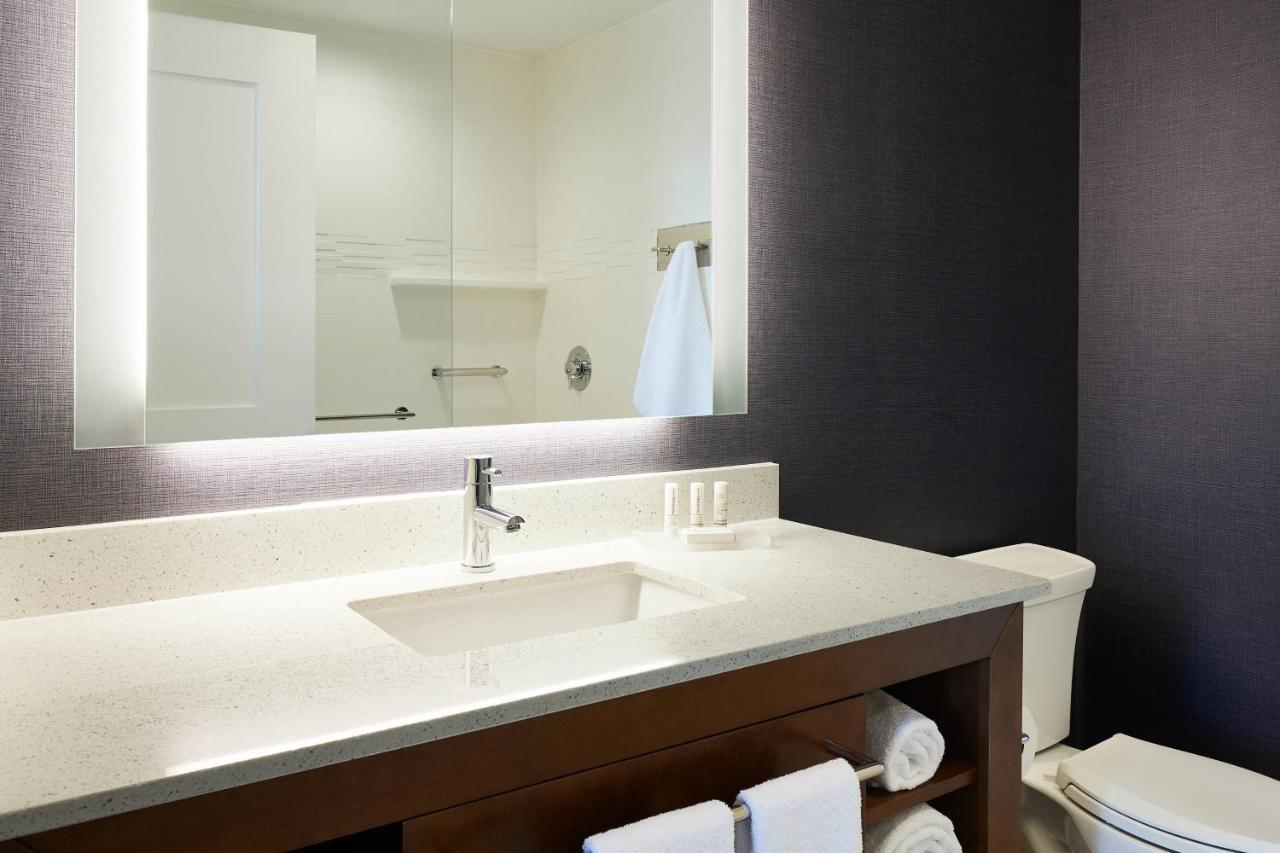 Residence Inn By Marriott Dallas By The Galleria Eksteriør billede
